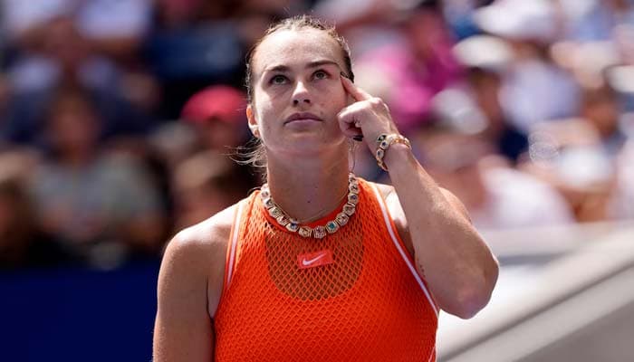 Aryna Sabalenka halts US open match over strong marijuana smell