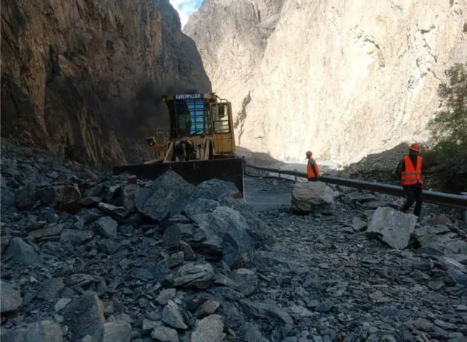Cloudbursts and flash floods disrupt life in Gilgit-Baltistan’s Ghizer and Hunza