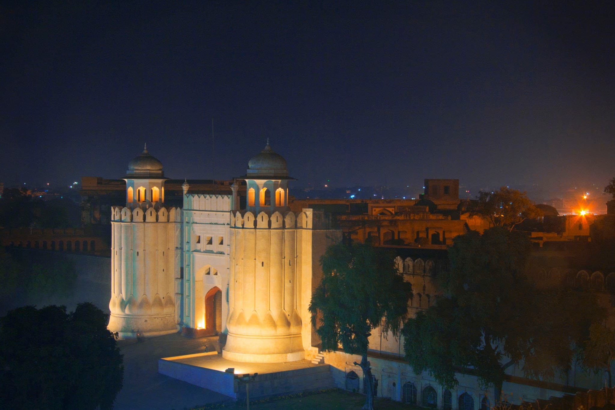 Walled city authority revives popular 'History By Night' tour for 2026 tourism season