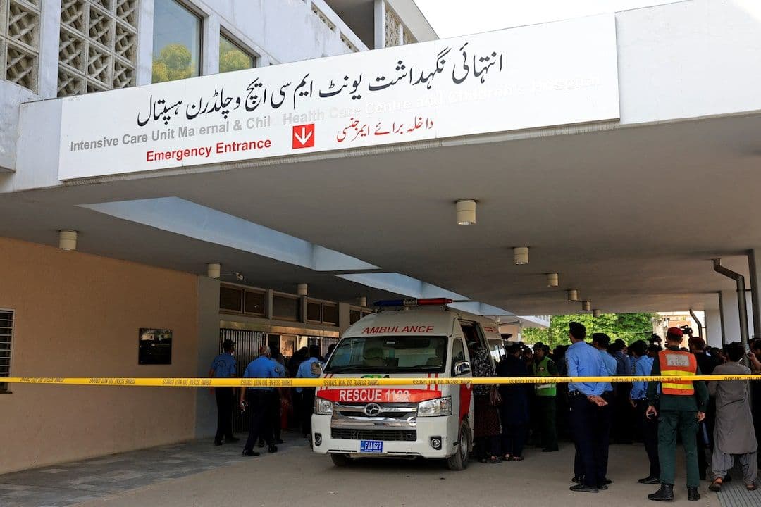 Govt announces Rs5m compensation for each family hit by Pims fire