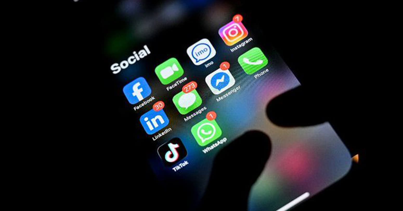 Pakistan enforces new social media rules for civil servants