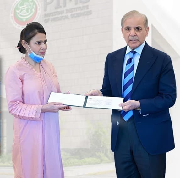 PM Shehbaz Sharif honours nurse Razia Nooreen for saving newborn in PIMS fire